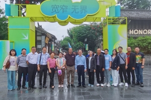 刘全胜会长在成都与泰国巴蜀府府尹西提猜·斯瓦迪盛会谈