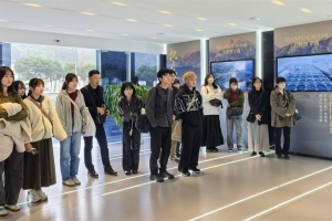 日本广岛县青年代表团成功访问四川